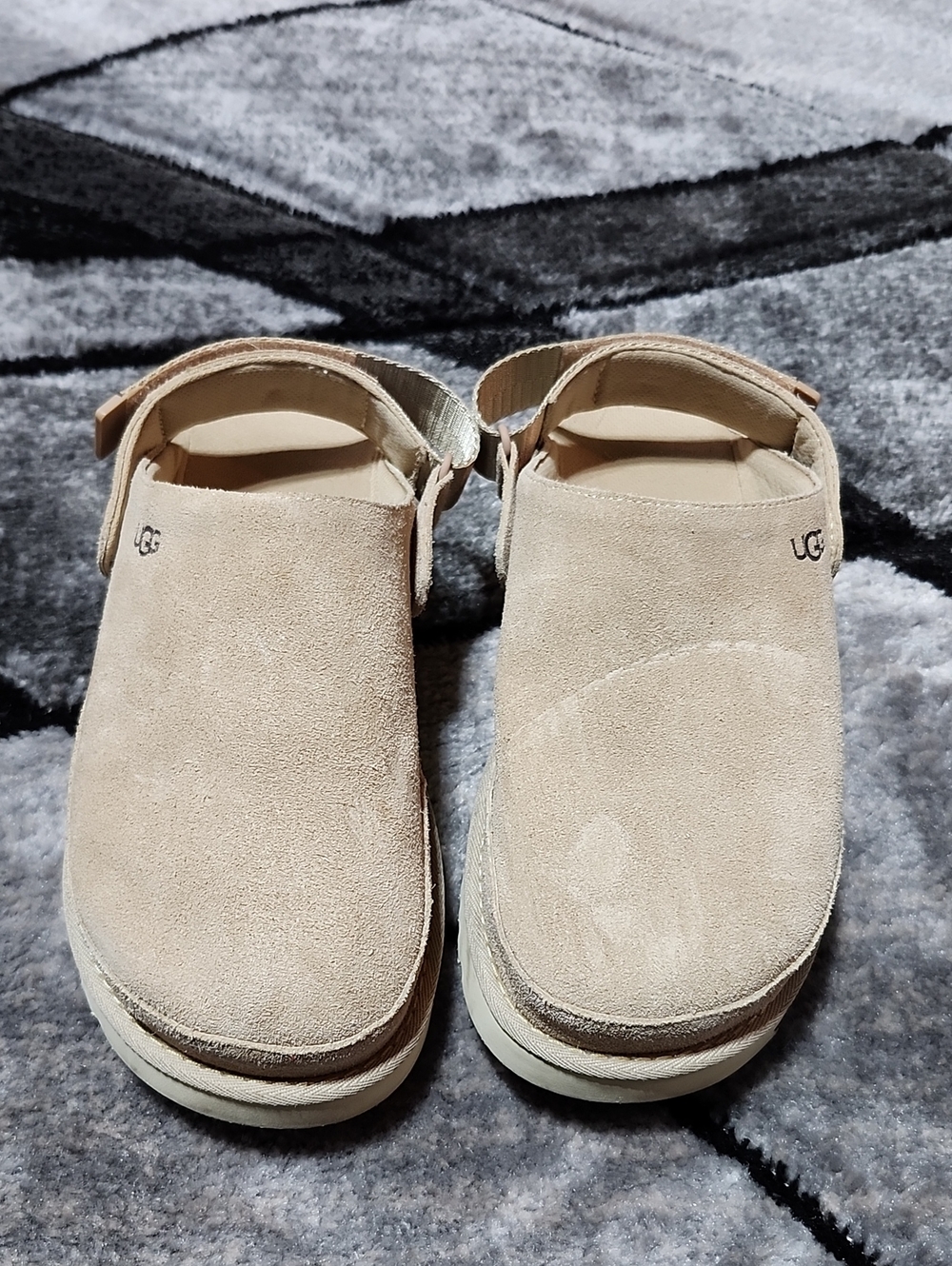 UGG GOLDENSTAR VILLA SUEDE SAND/TAN ADJUSTABLE SWIVEL HEEL STRAP CLOGS SHOES - Picture 11 of 15